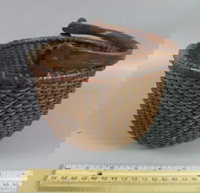 ANTIQUE NANTUCKET EGG BASKET