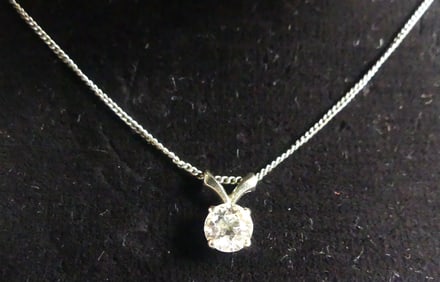 DIAMOND SOLITAIRE PENDANT ON CHAIN