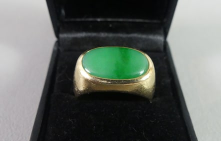 18K MENS GOLD & JADE RING