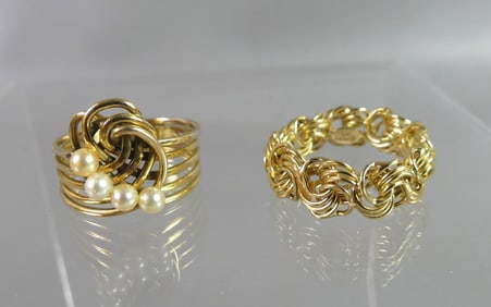 2 GOLD LADY'S RINGS