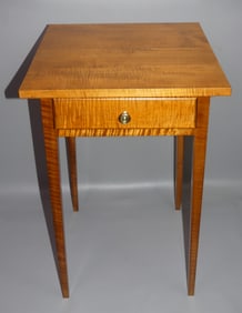 TIGER MAPLE STAND