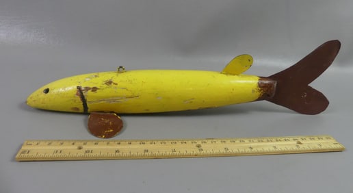 OLD WOOD PIKE FISH DECOY