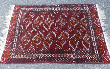 COLORFUL OLD SCATTER RUG 4 X 6 FT.