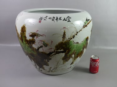 LARGE CHINESE PAINTED PLANTER