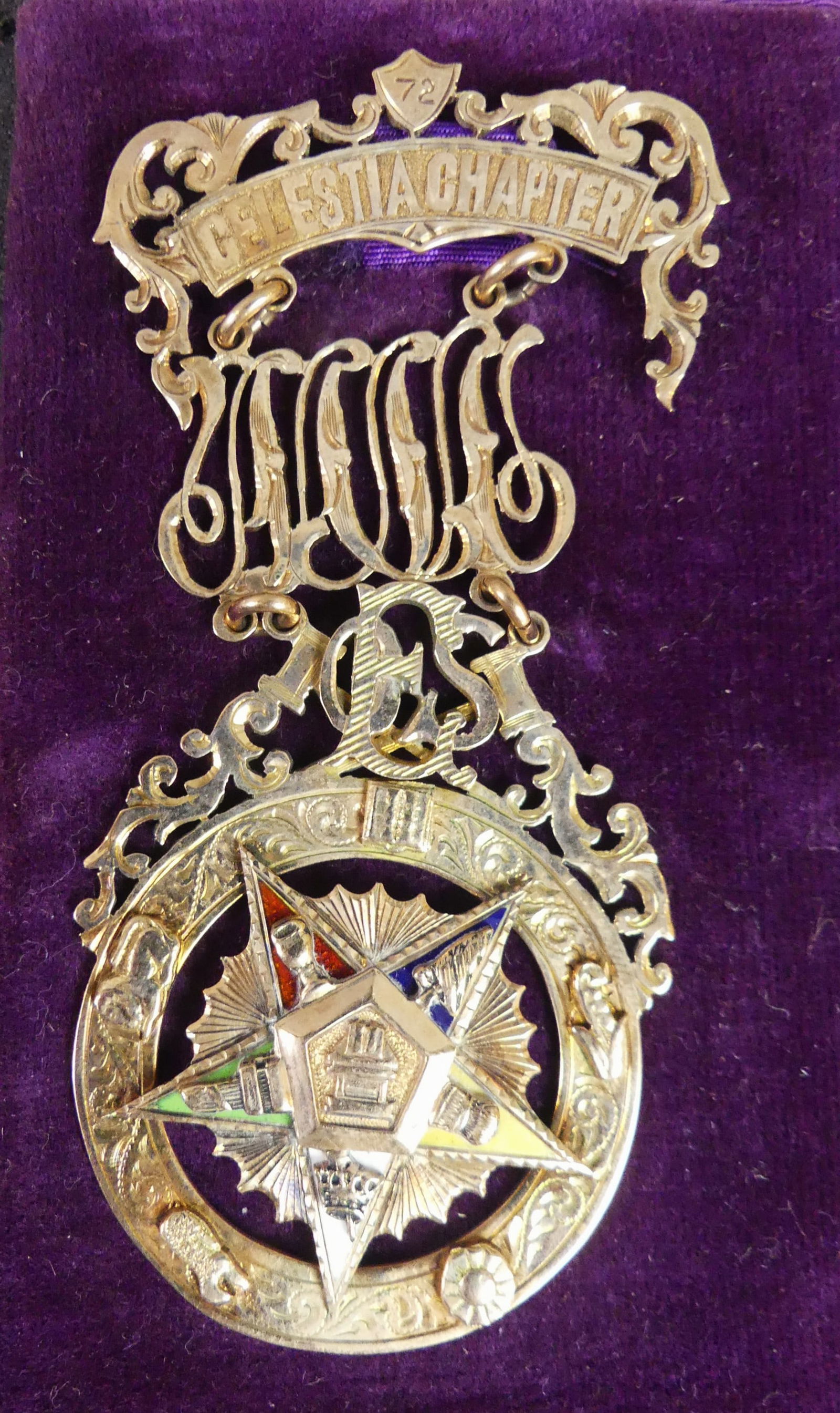 10K GOLD MASONIC JEWEL (1 of 3)