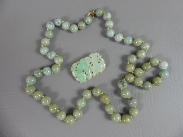 JADE NECKLACE & BROOCH