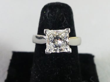 1.43 CARAT DIAMOND SOLITAIRE RING