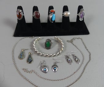 LOT SILVER JEWELRY & NAVAJO ITEMS