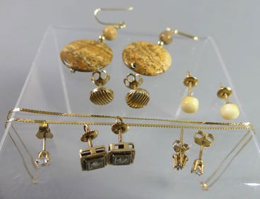 14K GOLD EARRINGS & NECKLACE