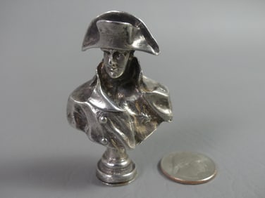 MINI BRONZE SCULPTURE OF NAPOLEON - CARON