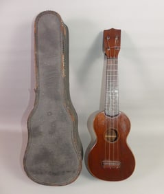 C.F. MARTIN ANTIQUE UKULELE