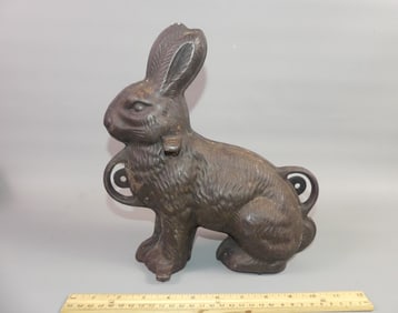 GRISWOLD IRON CAKE MOLD - RABBIT