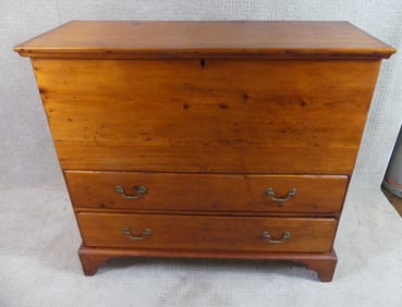 PERIOD 2 DRAWER BLANKET CHEST