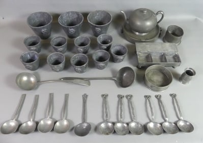 LOT ANTIQUE PEWTER OBJECTS