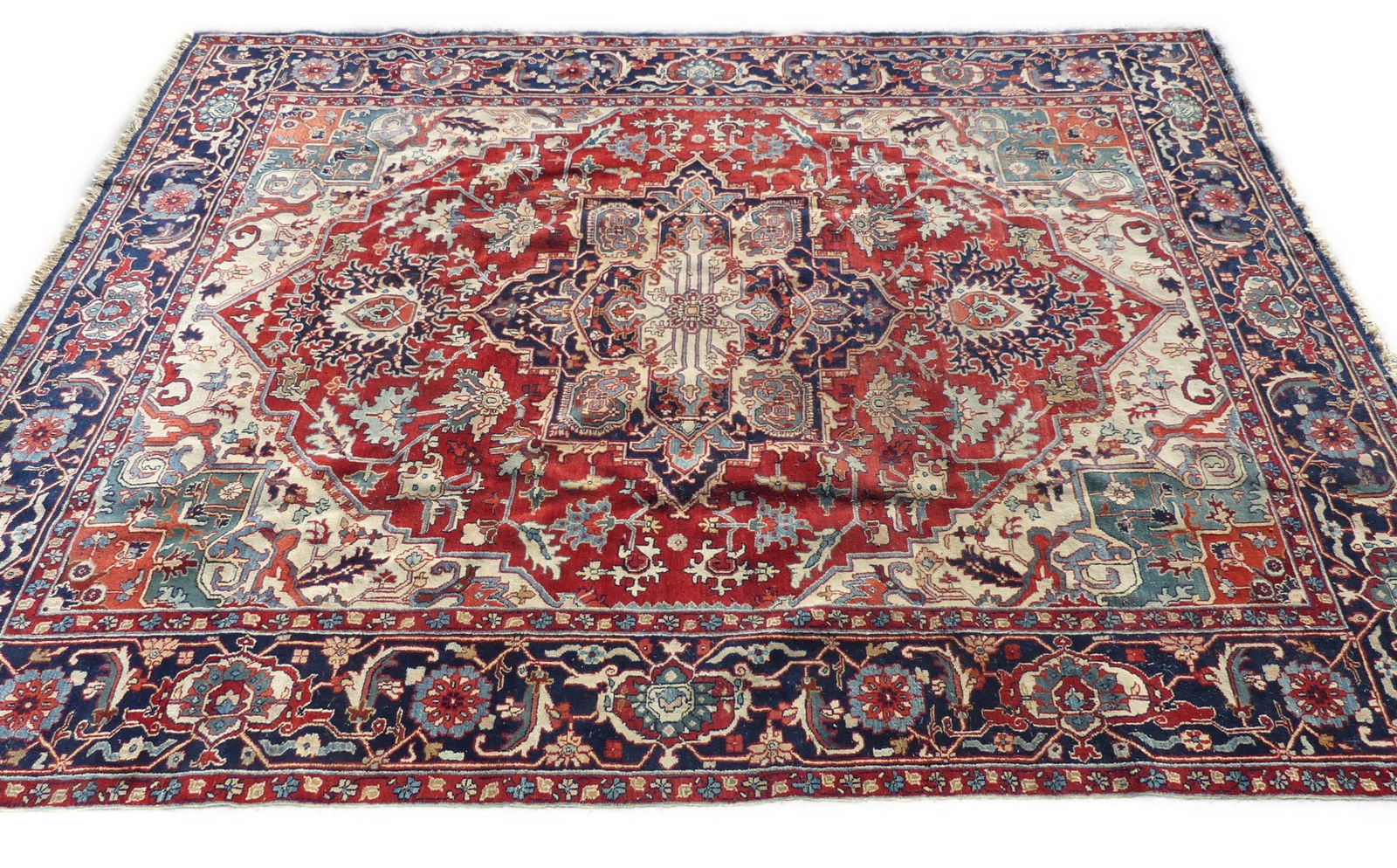 OLD 9 X 12 HERIZ CARPET (1 of 5)