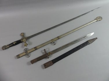 OLD MASONIC SWORD & MILITARY BAYONET