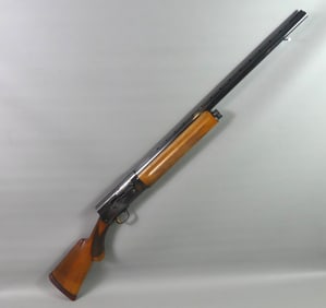 BROWNING LIGHT TWELVE SHOTGUN