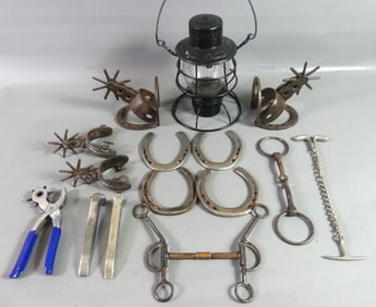 LOT METAL WESTERN ITEMS & LANTERN
