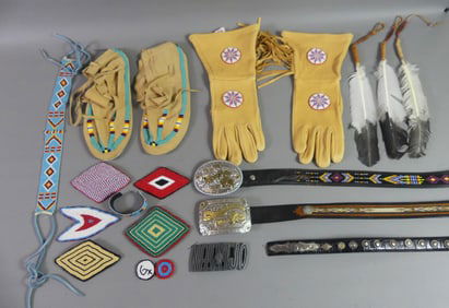 SOUTHWEST BEADED CLOTHES & GIST BUCKLES
