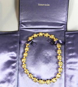 TIFFANY 18K GOLD SIGNATURE X NECKLACE