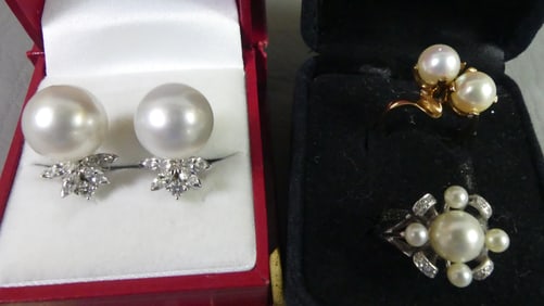 PEARLS & GOLD JEWELRY GROUP
