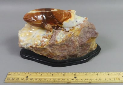 AGATE FISH SCULPTURE