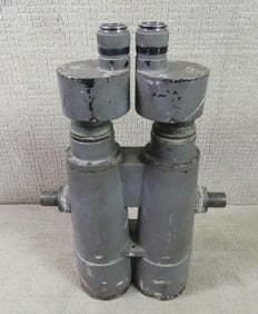 WWII SHIP BINOCULARS
