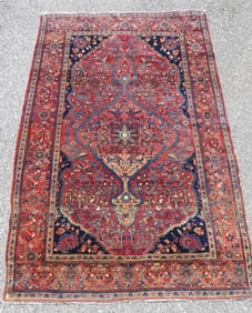 ANTIQUE FERAGHAN SAROUK RUG
