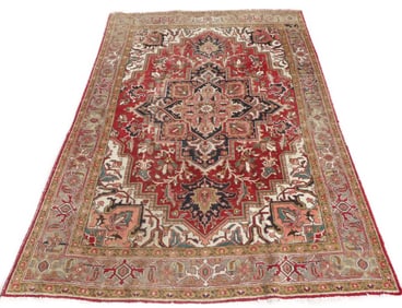 OLD HERIZ ROOM SIZE CARPET