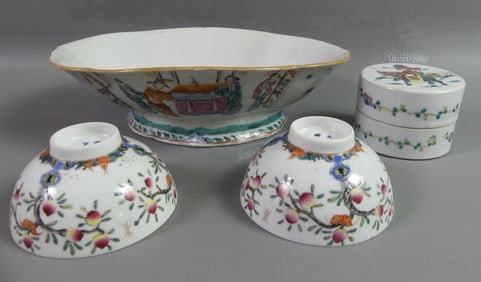 4 PIECES CHINESE CERAMIC ITEMS