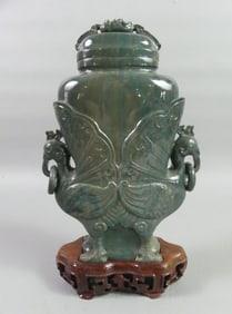 CHINESE JADE URN - BIRDS