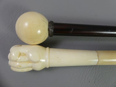 2 CANES - HUMAN FIST & BALL