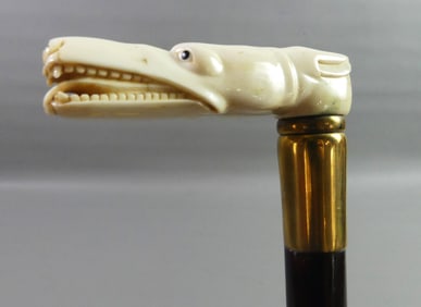 ANTIQUE DOG HEAD CANE