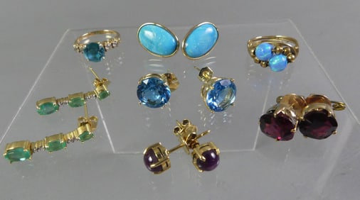 LOT OF GOLD JEWELRY