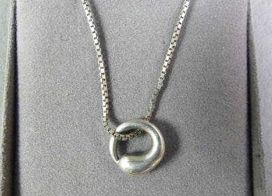 TIFFANY NECKLACE & PENDANT
