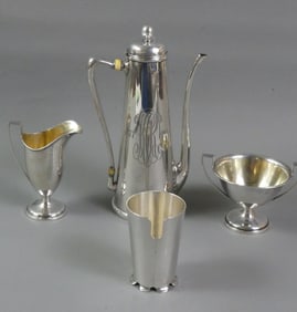 ASSORTED GROUP OF STERLING SILVER