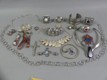 SILVER & MIXED JEWELRY LOT