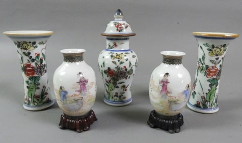 5 MINIATURE CHINESE VASES