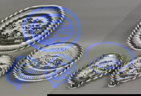 5 CHINESE CANTON SERVING PIECES: Lot 5 Chinese blue and white Canton serving pieces: 12 x 9.5 in platter (perfect); 8.5 in oval chestnut basket (perfect); 9.5 in reticulated uderplate (rim roughness); pair 7.5 in leaf dishes (small f