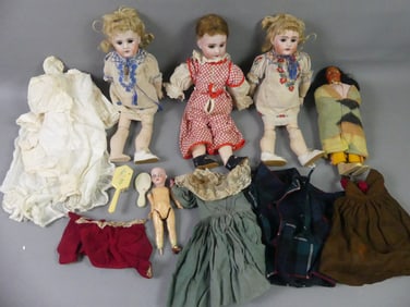ANTIQUE DOLLS & CLOTHING