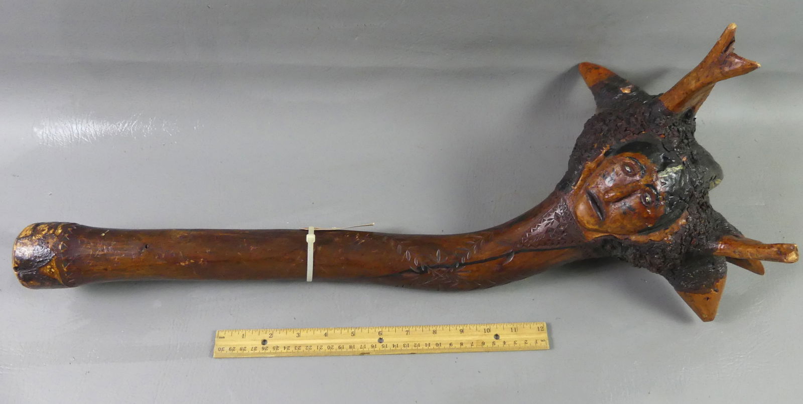 ANTIQUE PENOBSCOT WAR CLUB W/FACE (1 of 6)