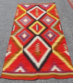 OLD NAVAJO RUG - 5 x 9 FT