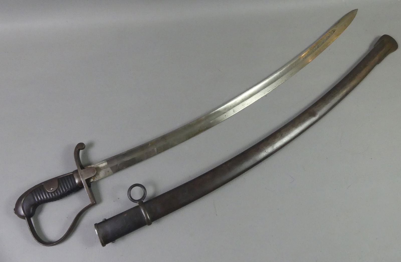 GERMAN WWI SWORD (1 of 4)