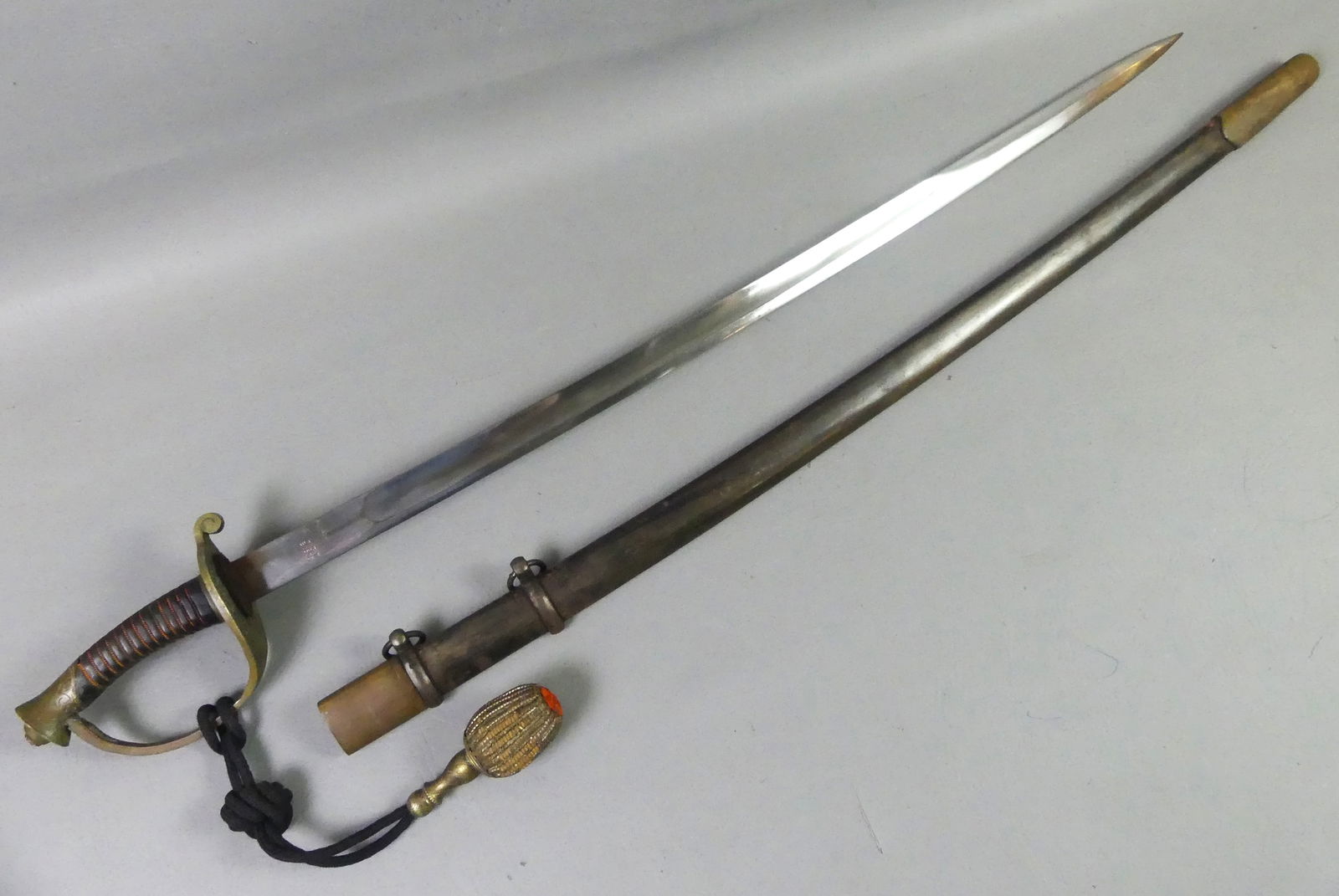 RUSSIAN MILITARY SWORD (1 of 5)