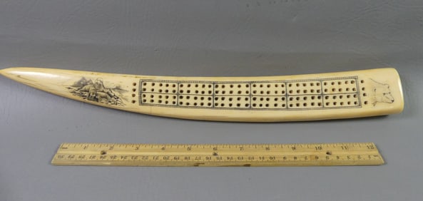 WALRUS CRIBBAGE BOARD - SEA LIFE