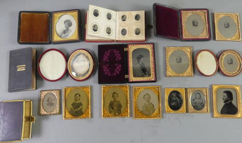 14 ANTIQUE PHOTOGRAPHS