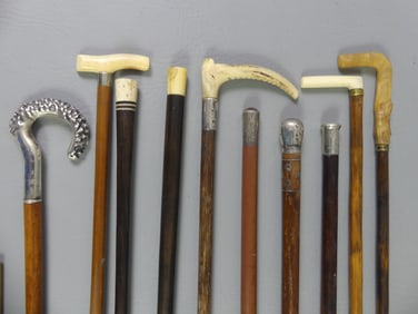 10 OLD CHILD'S CANES
