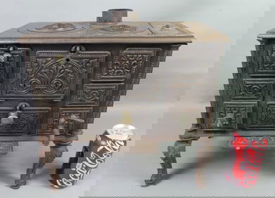 SALESMAN SAMPLE - ANTIQUE COAL STOVE