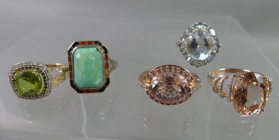 5 GOLD GEMSTONE RINGS