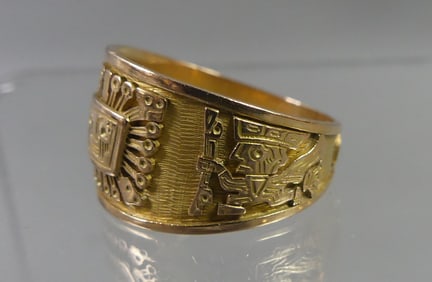 18K GOLD RING - AZTEC DESIGN